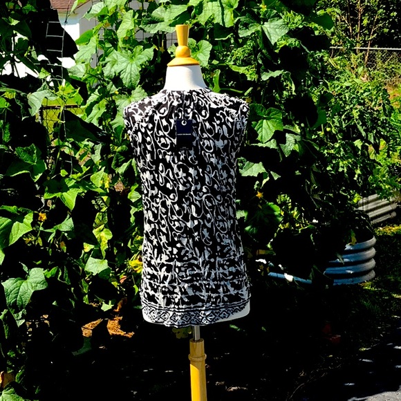 NWT Lucky 🍀 Brand Sleeveless Top - Picture 2 of 9